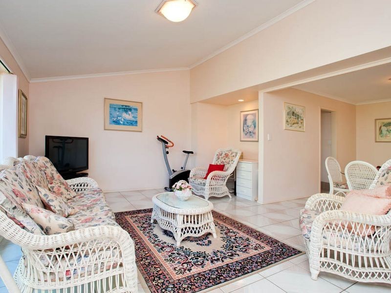 13 Goulburn Close, Arundel QLD 4214