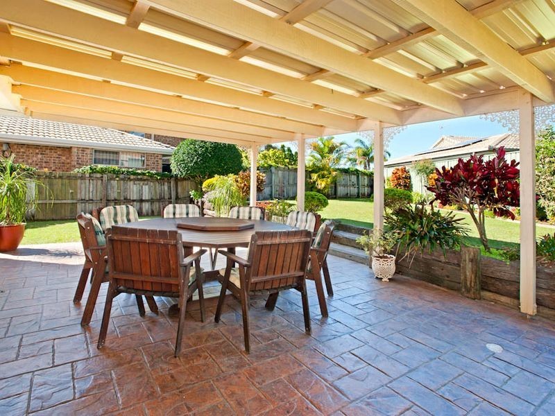 13 Goulburn Close, Arundel QLD 4214