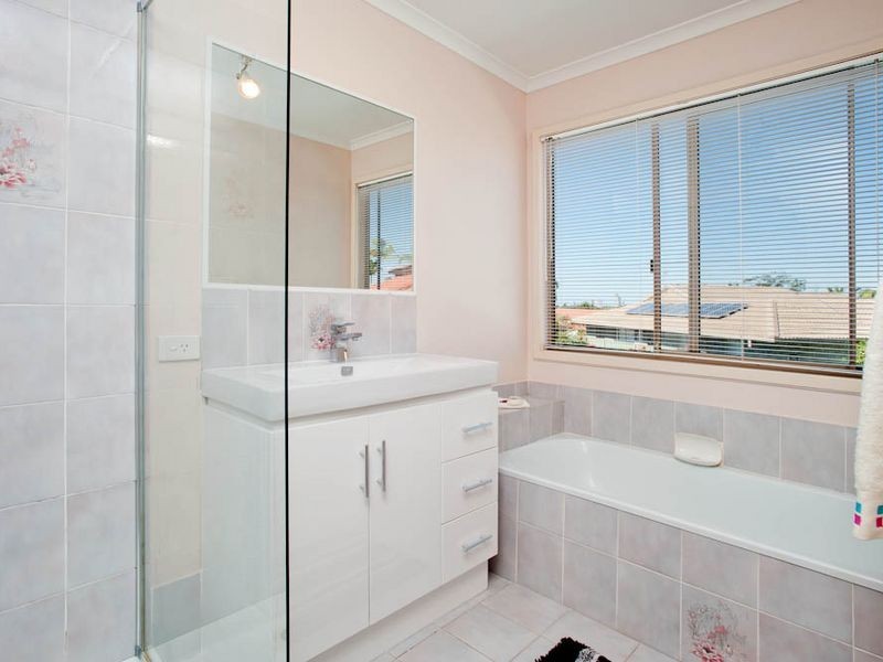 13 Goulburn Close, Arundel QLD 4214