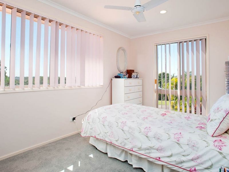 13 Goulburn Close, Arundel QLD 4214