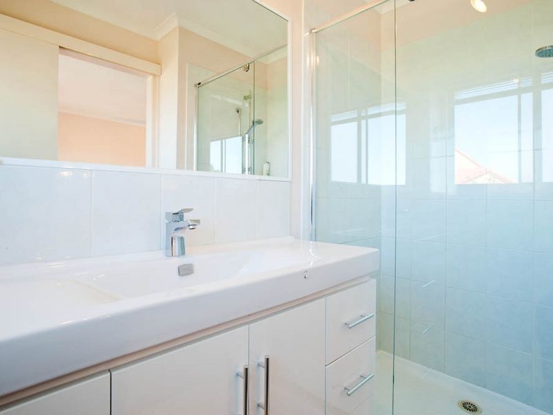 13 Goulburn Close, Arundel QLD 4214