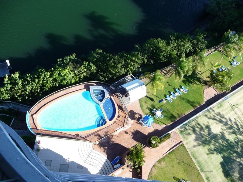 71/2940 Gold Coast Highway, Surfers Paradise QLD 4217