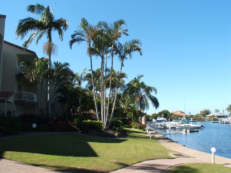 46/22 Jennifer Avenue, Runaway Bay QLD 4216