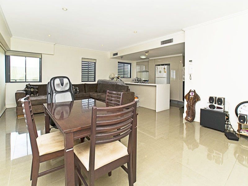 10/508 Marine Parade, Biggera Waters QLD 4216