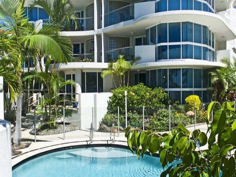 3/204 Marine Parade Labrador, Labrador QLD 4215