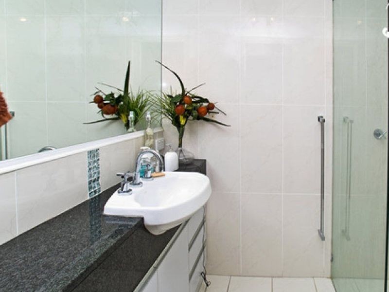 3/204 Marine Parade Labrador, Labrador QLD 4215