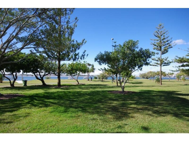 1405/230 Marine Parade, Labrador QLD 4215