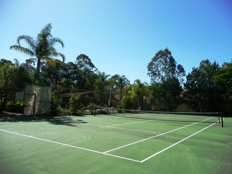 201/641 Pine Ridge Rd, Biggera Waters QLD 4216