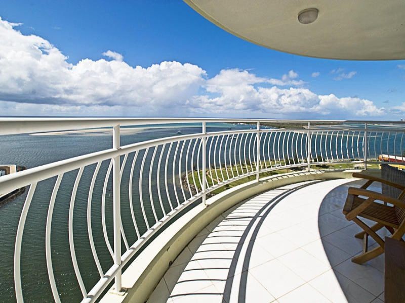 15a/5 Bayview Street, Runaway Bay QLD 4216