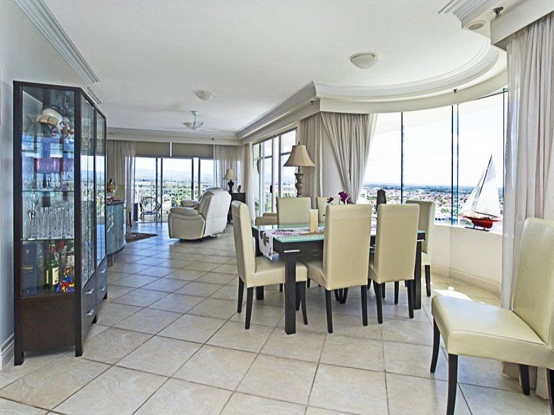 15a/5 Bayview Street, Runaway Bay QLD 4216