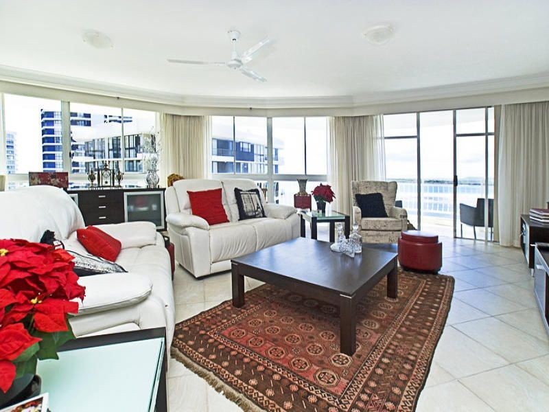 15a/5 Bayview Street, Runaway Bay QLD 4216