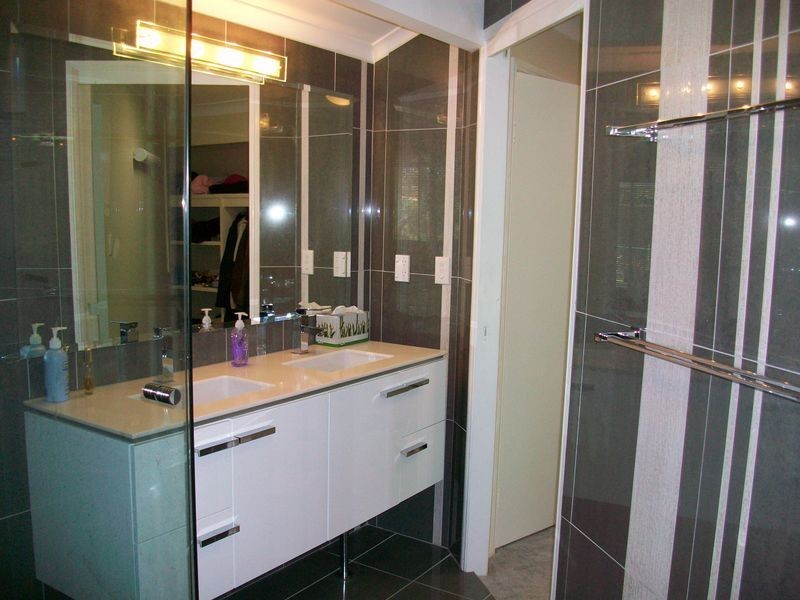 56 Peter Thomson Drive, Parkwood QLD 4214