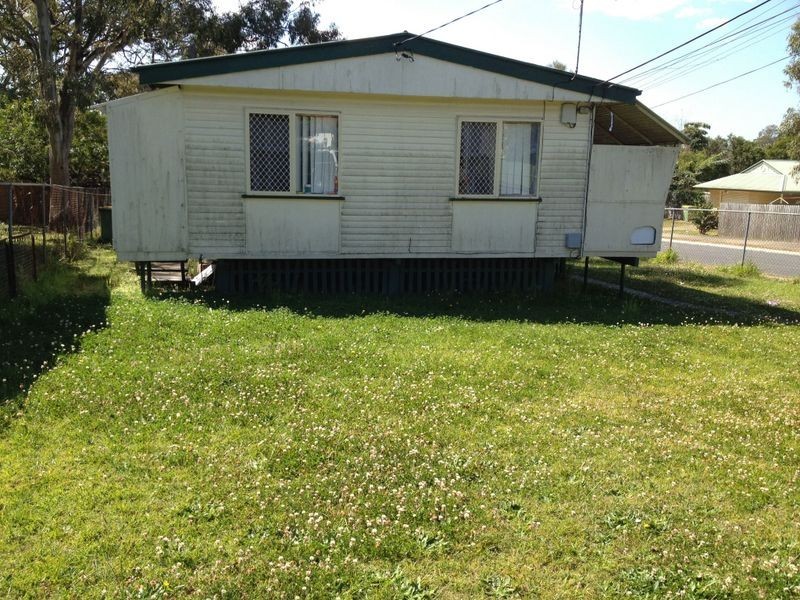 2 Prince Street, Woodridge QLD 4114