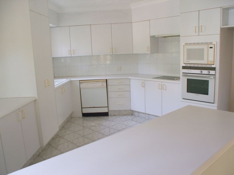 28/41A Broadwater Street, Runaway Bay QLD 4216