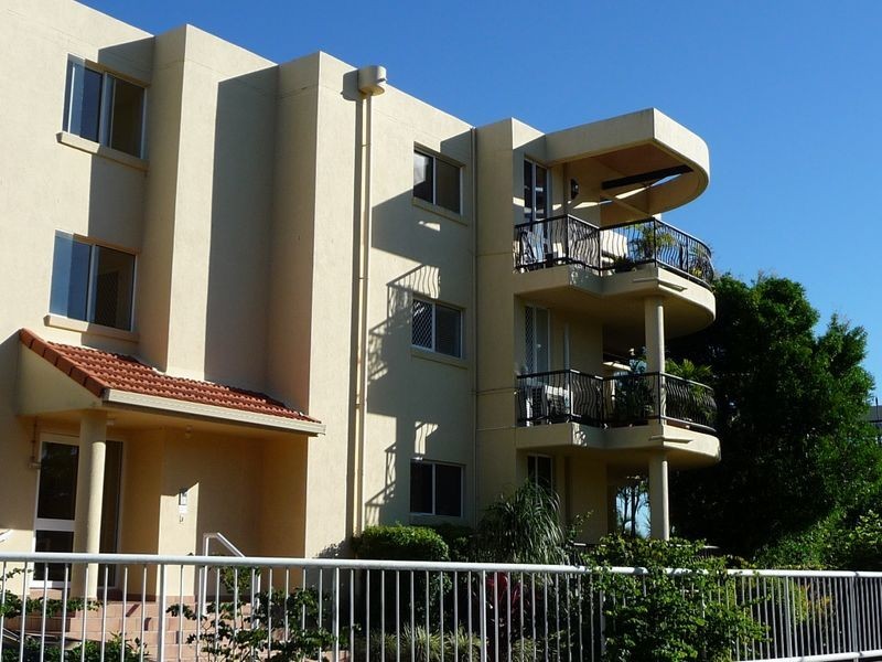 28/41A Broadwater Street, Runaway Bay QLD 4216