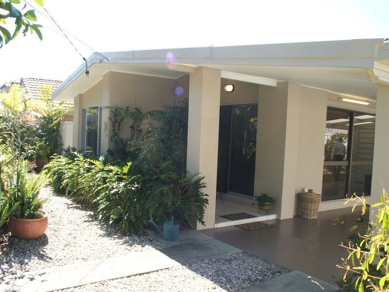 69 Jacaranda Avenue, Hollywell QLD 4216