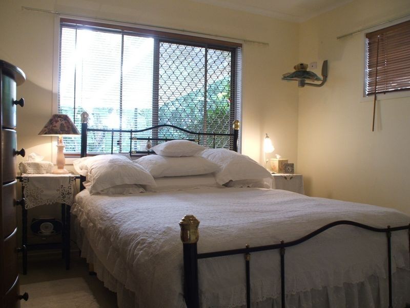 69 Jacaranda Avenue, Hollywell QLD 4216