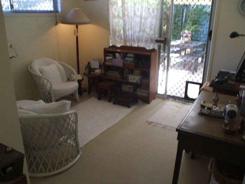 69 Jacaranda Avenue, Hollywell QLD 4216