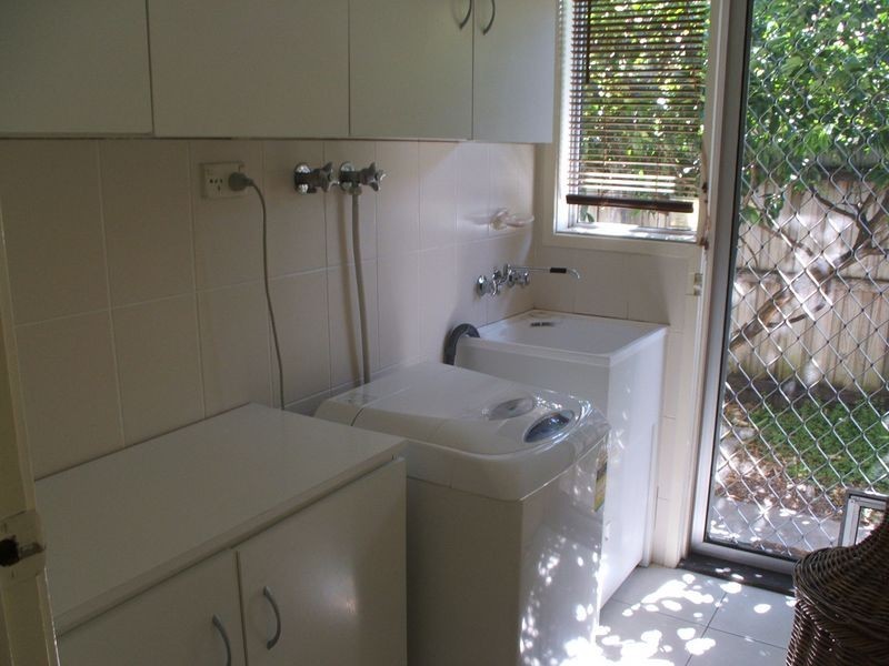 69 Jacaranda Avenue, Hollywell QLD 4216