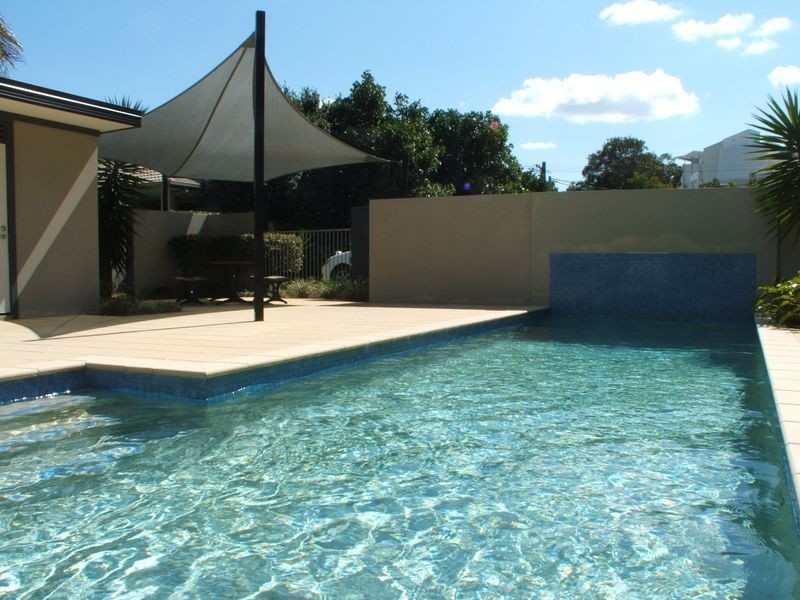 15/12-18 Bayview Street, Runaway Bay QLD 4216