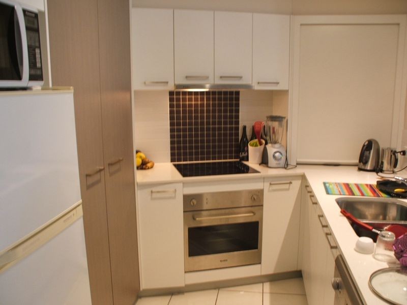 15/12-18 Bayview Street, Runaway Bay QLD 4216