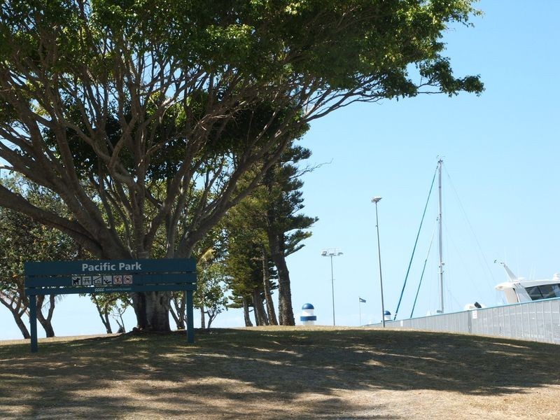 15/12-18 Bayview Street, Runaway Bay QLD 4216