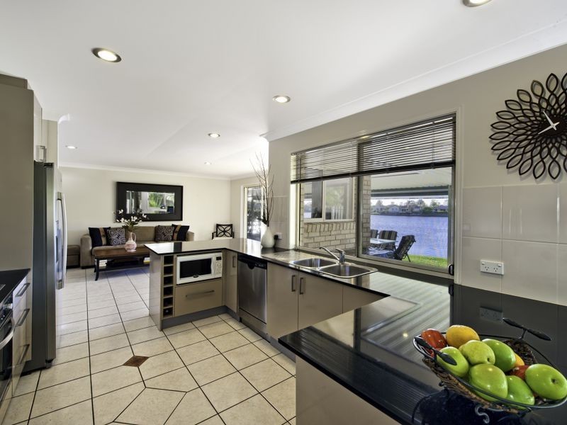 5 Lefroy Drive, Coombabah QLD 4216