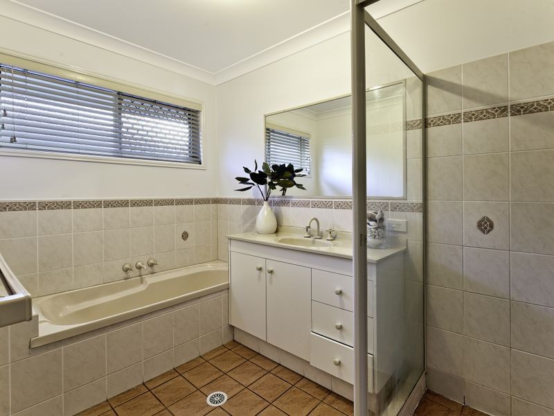 5 Lefroy Drive, Coombabah QLD 4216
