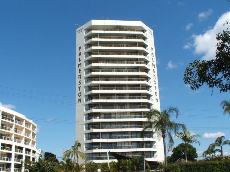 3/114 Marine Parade, Southport QLD 4215