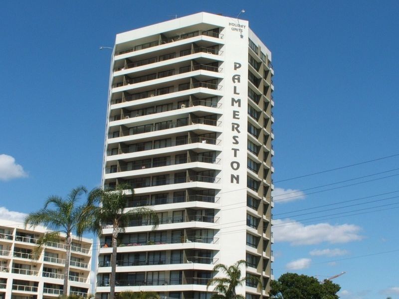 3/114 Marine Parade, Southport QLD 4215