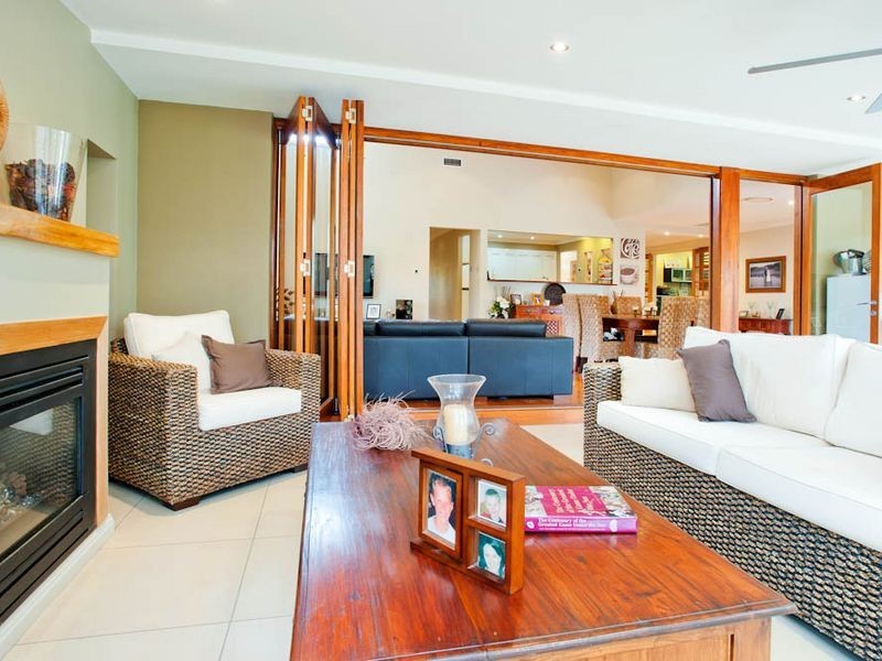 9 Evergreen Court, Parkwood QLD 4214