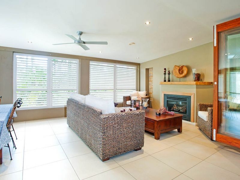 9 Evergreen Court, Parkwood QLD 4214