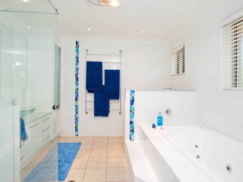 9 Evergreen Court, Parkwood QLD 4214