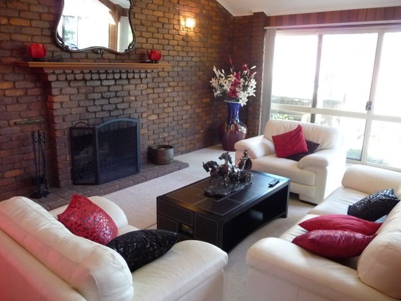 42 Peter Thomson Drive, Parkwood QLD 4214