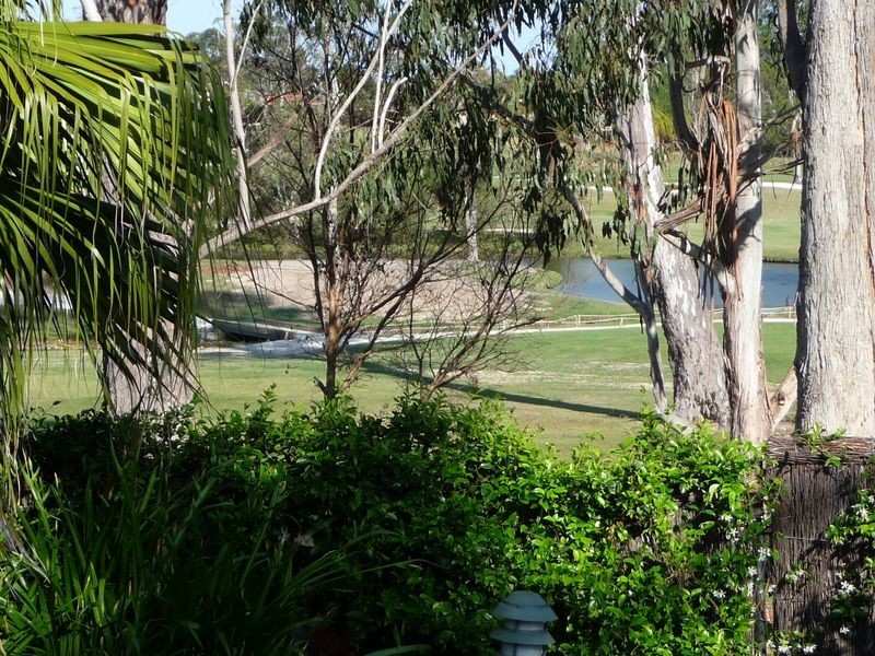 42 Peter Thomson Drive, Parkwood QLD 4214