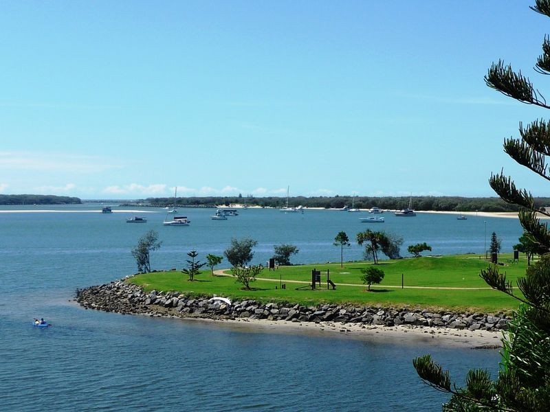 44/9 Bayview Street, Runaway Bay QLD 4216