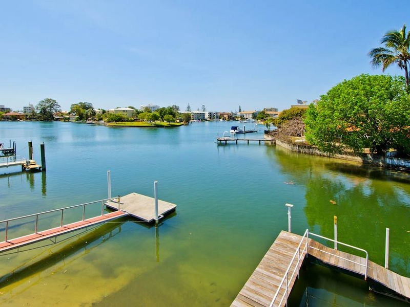 13 Dimitri Avenue, Biggera Waters QLD 4216