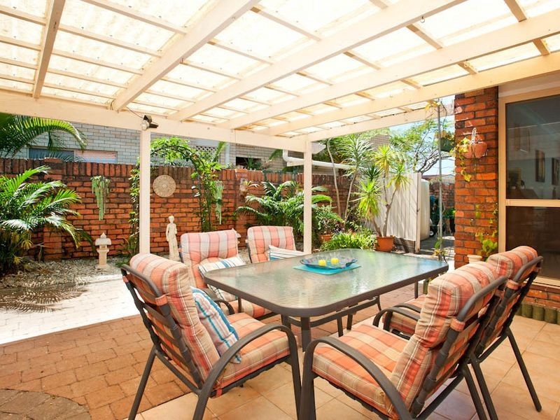 13 Dimitri Avenue, Biggera Waters QLD 4216