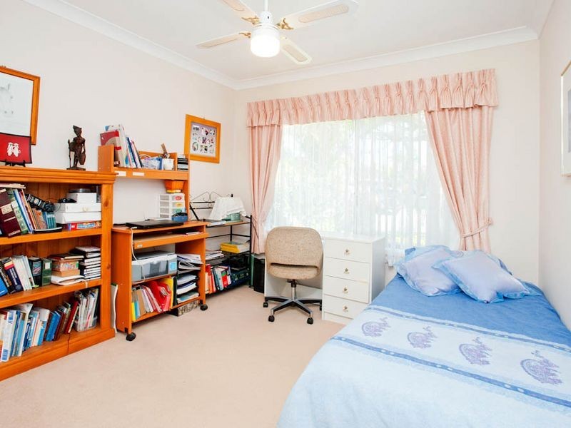 13 Dimitri Avenue, Biggera Waters QLD 4216