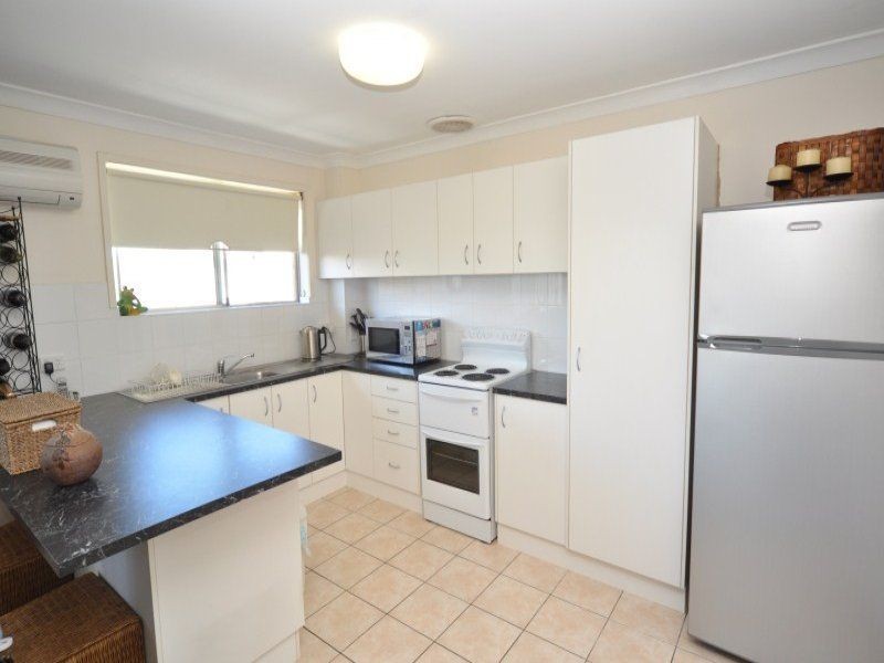 7/24 Madang Cres, Runaway Bay QLD 4216
