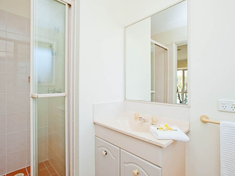 1 Renoir Drive, Coombabah QLD 4216