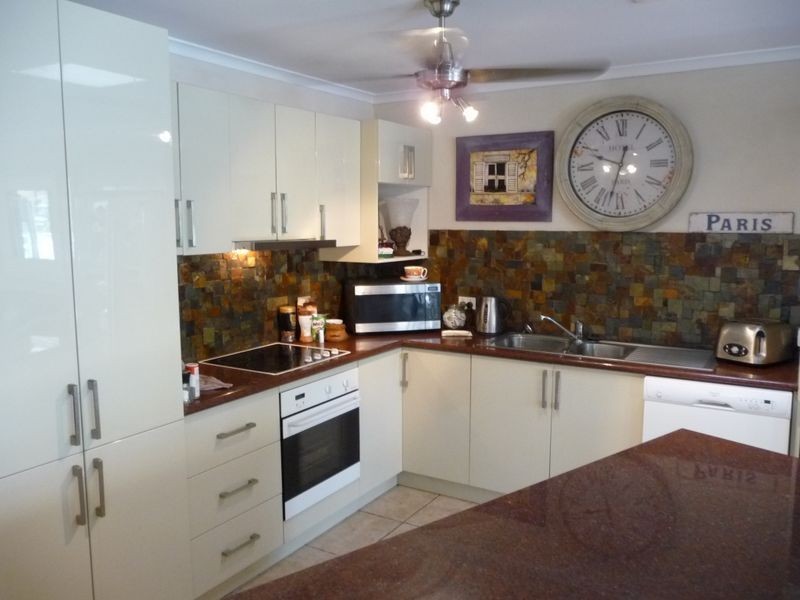 1/31 Kangaroo Avenue, Coombabah QLD 4216