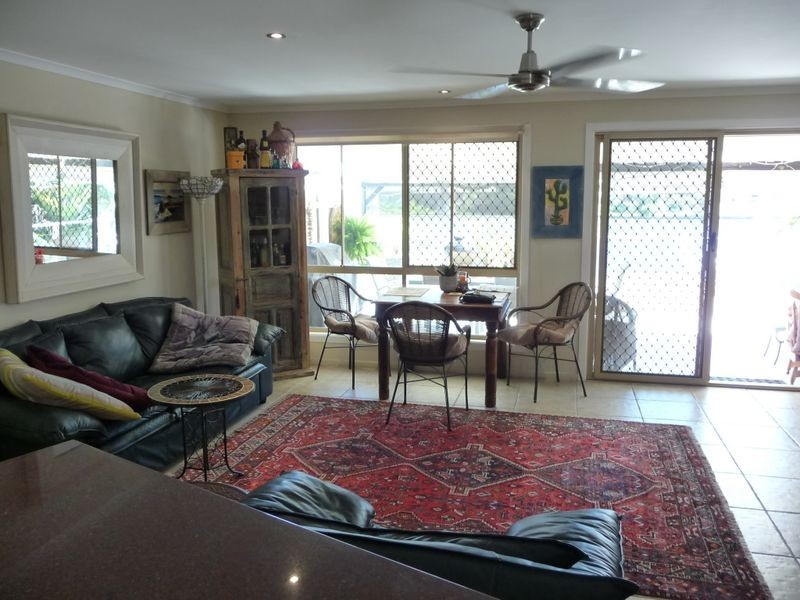 1/31 Kangaroo Avenue, Coombabah QLD 4216