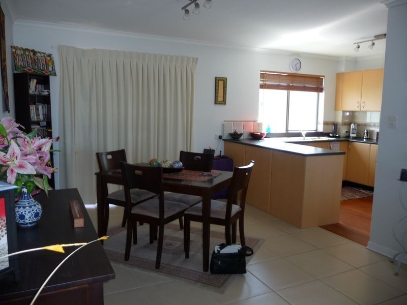 9/106 Bayview Street, Runaway Bay QLD 4216