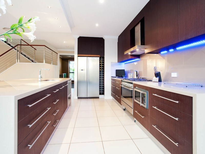 27 Canada Place, Arundel QLD 4214