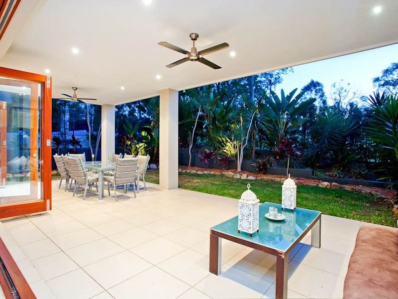 27 Canada Place, Arundel QLD 4214
