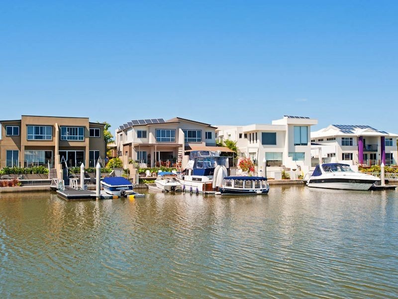 2/9 SOUTH QUAY DRIVE, Biggera Waters QLD 4216