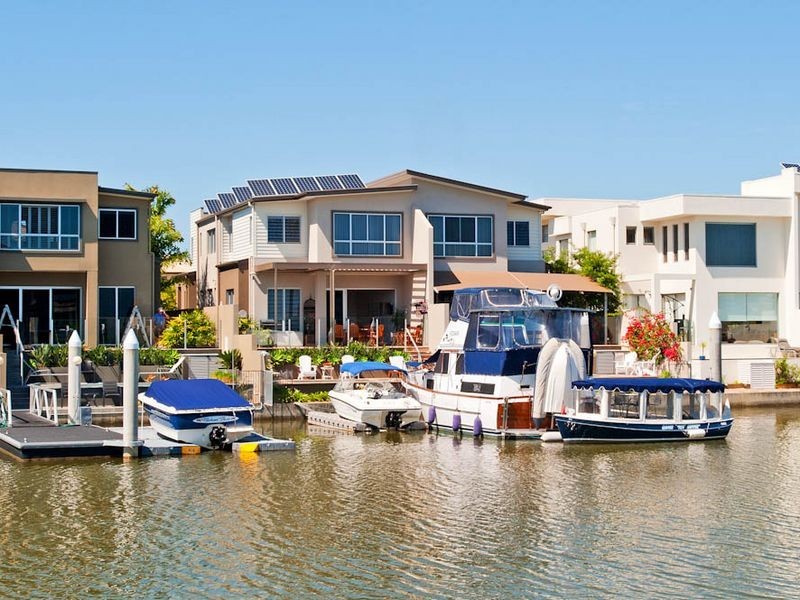 2/9 SOUTH QUAY DRIVE, Biggera Waters QLD 4216