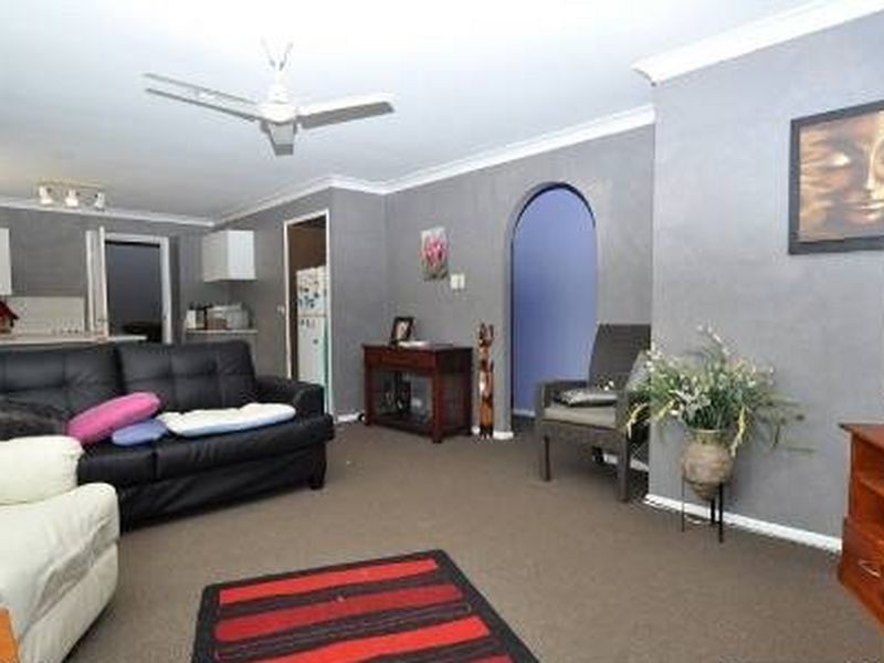 1/15 COVENTRY COURT, Labrador QLD 4215