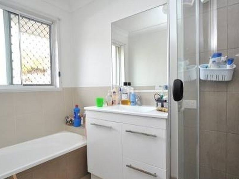 1/15 COVENTRY COURT, Labrador QLD 4215